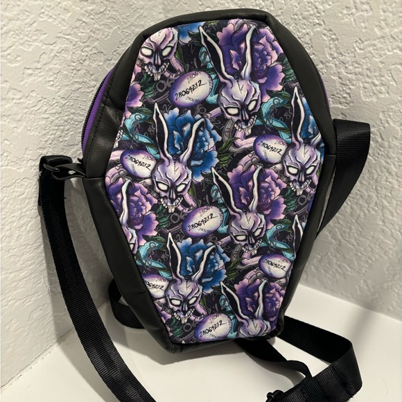 Donnie Darko Coffin Shaped Crossbody Bag Purse - Picture 2 of 4
